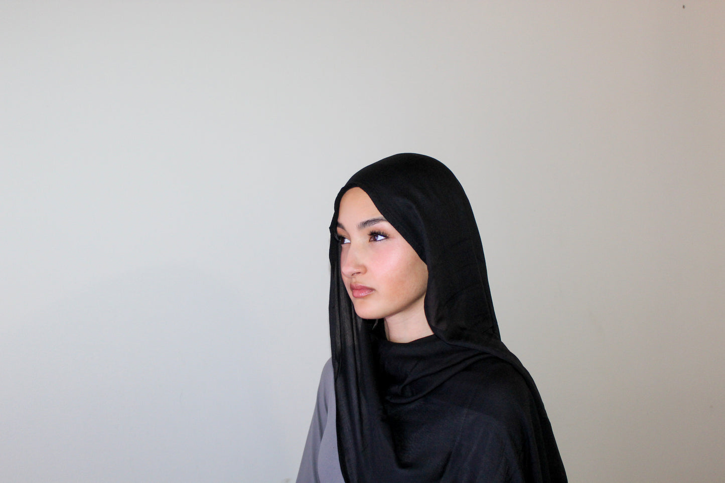 NOIR MODAL HIJAB