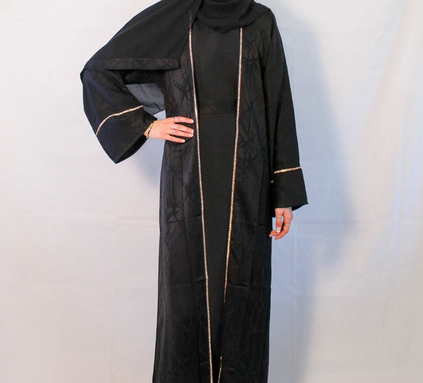 AMIRA LUXE ABAYA SET BLACK