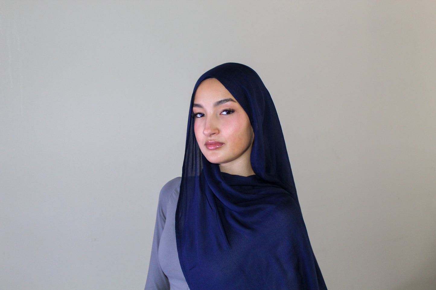 NAVY MODAL HIJAB