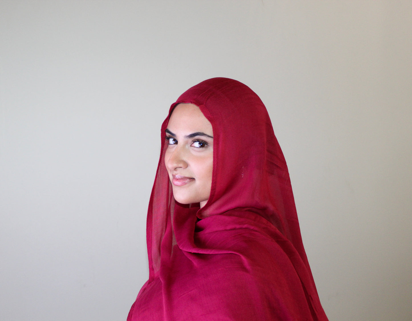 MERLOT MODAL HIJAB